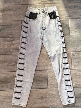 Vintage Acid Wash Denim & Black Contrast Lace-Up Jeans 🖤🎸